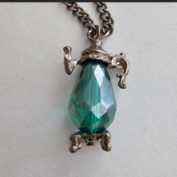 Elegant Silver Necklace with Teal Pendant - Picture 2 of 5